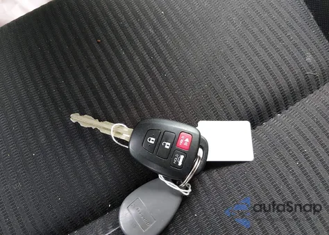 2017 Toyota Rav4 Le from USA, damaged, VIN JTMBFREV4HD206040